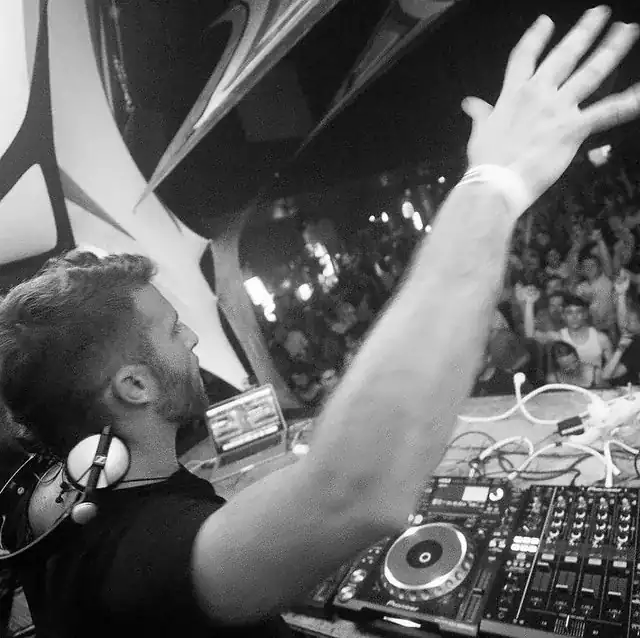 The Psytrance DJ Genetrick
